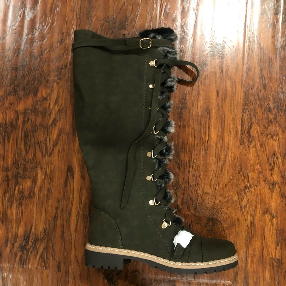 Jylan Flat Boot